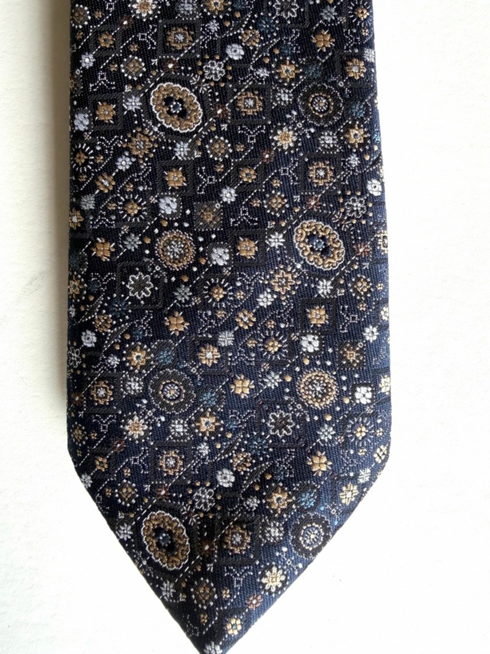 Vintage John Frederics Mens Neck Tie Navy Gold Union Made